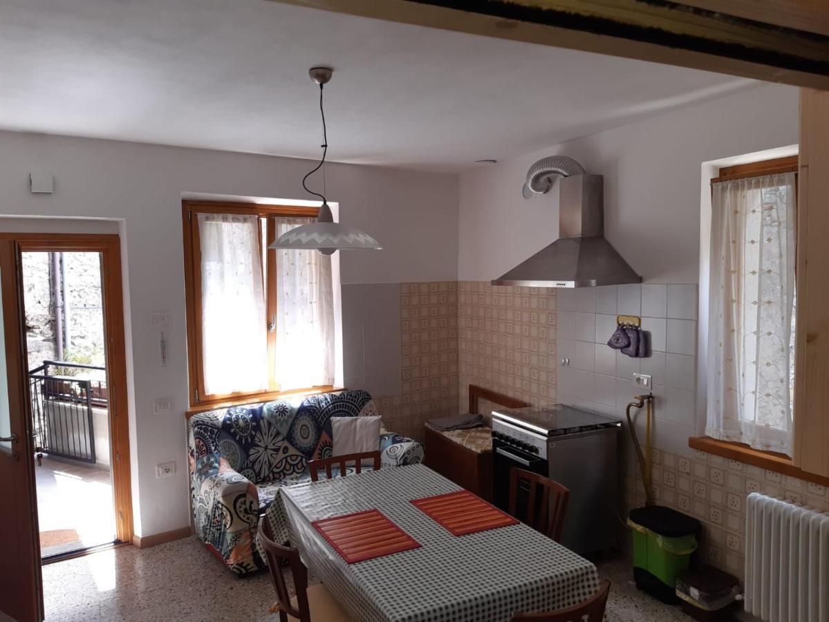 Ca' Berti Appartamento Con Terrazza Ville Del Monte Tenno Εξωτερικό φωτογραφία